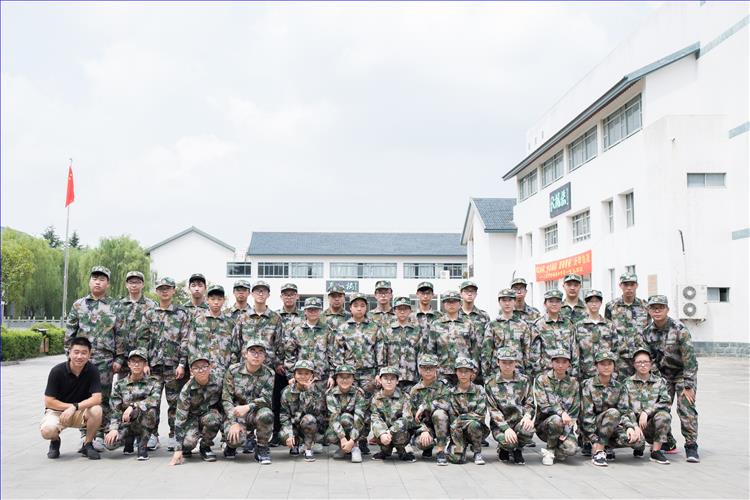 高一11班.jpg 高一11班.jpg