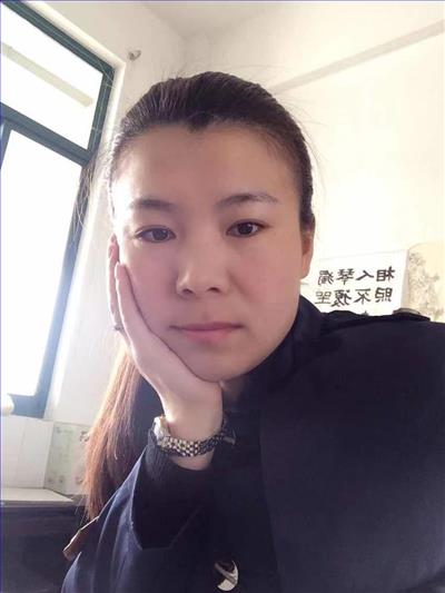 教学能手陈玲玲.jpg 教学能手陈玲玲.jpg