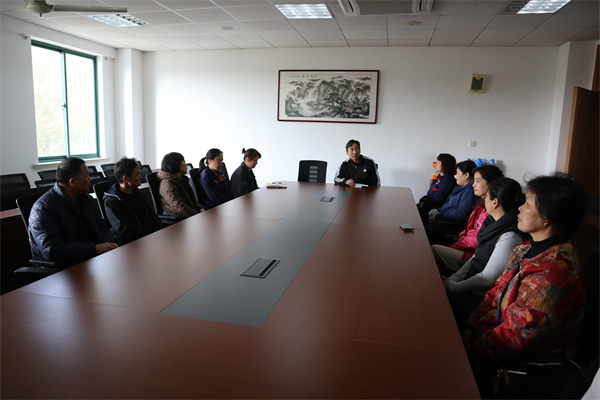 IMG_3213.jpg IMG_3213.jpg