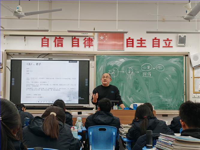 f0d02747a105274e2d81e7eff36779e4.jpg f0d02747a105274e2d81e7eff36779e4.jpg