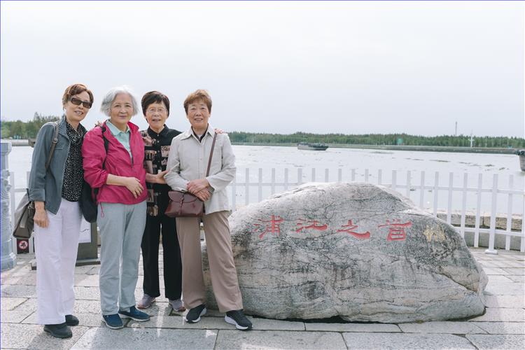 活动照片3.jpg 活动照片3.jpg